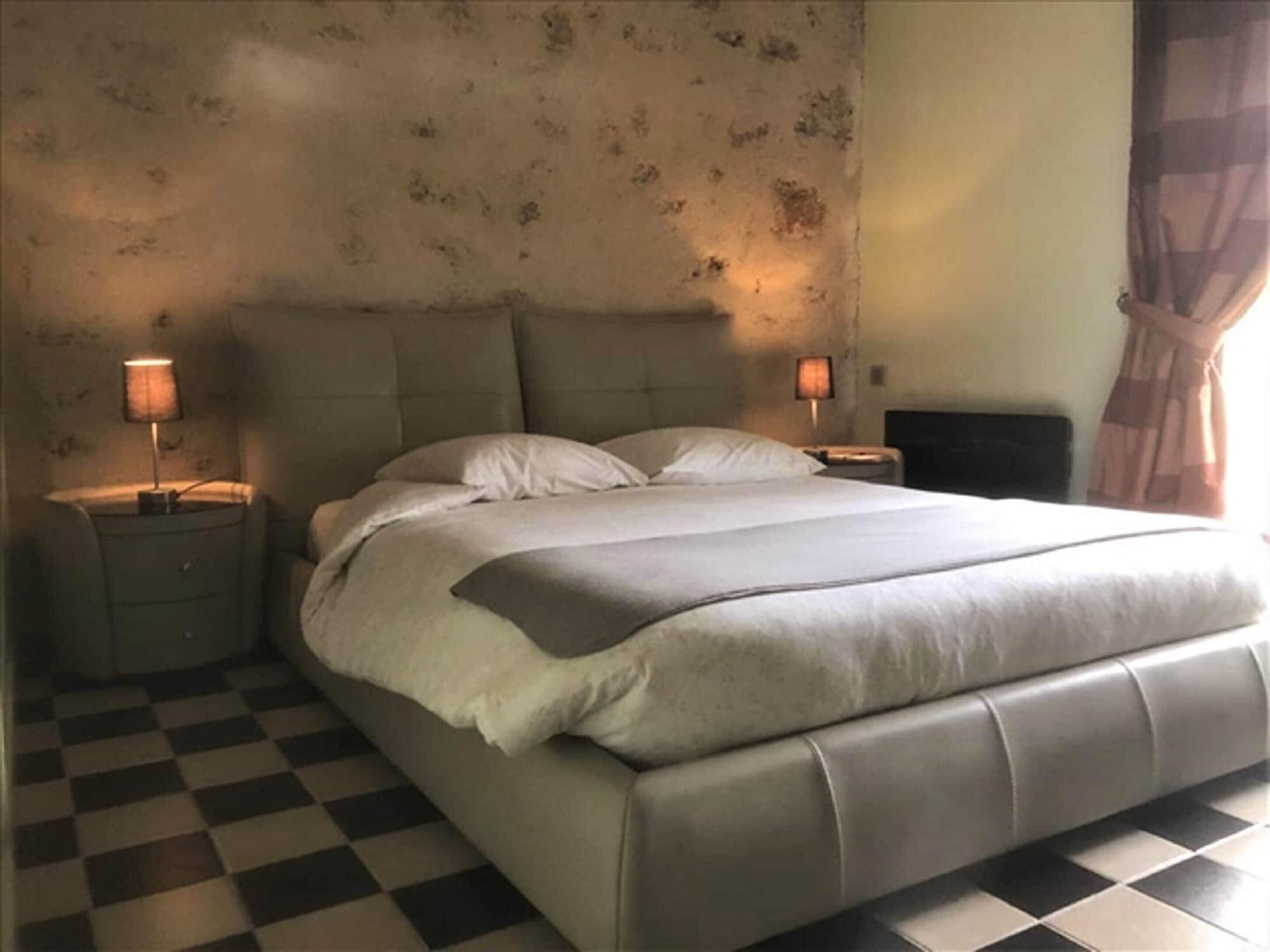 Auberge Du Manet Montigny-le-Bretonneux Luaran gambar