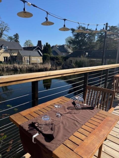 Auberge Du Manet Montigny-le-Bretonneux Luaran gambar